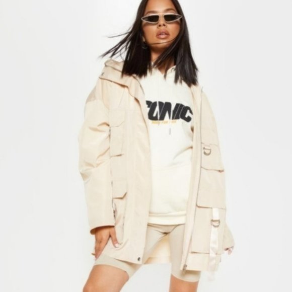 PrettyLittleThing Stone Pocket Detail Oversized Jacket - Picture 1 of 15